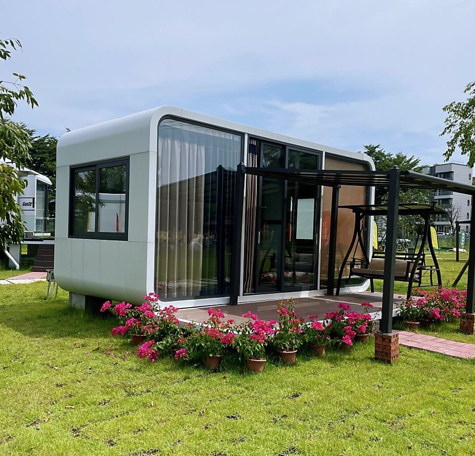 Apple Cabin Model PB02